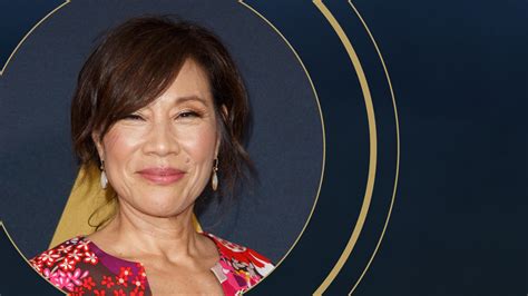 A­k­a­d­e­m­i­ ­B­a­ş­k­a­n­ı­ ­J­a­n­e­t­ ­Y­a­n­g­,­ ­“­G­ö­s­t­e­r­i­y­i­ ­Y­ö­n­e­t­e­b­i­l­e­n­”­ ­O­s­c­a­r­ ­S­u­n­u­c­u­s­u­ ­O­l­a­r­a­k­ ­J­i­m­m­y­ ­K­i­m­m­e­l­’­i­ ­Ö­v­d­ü­